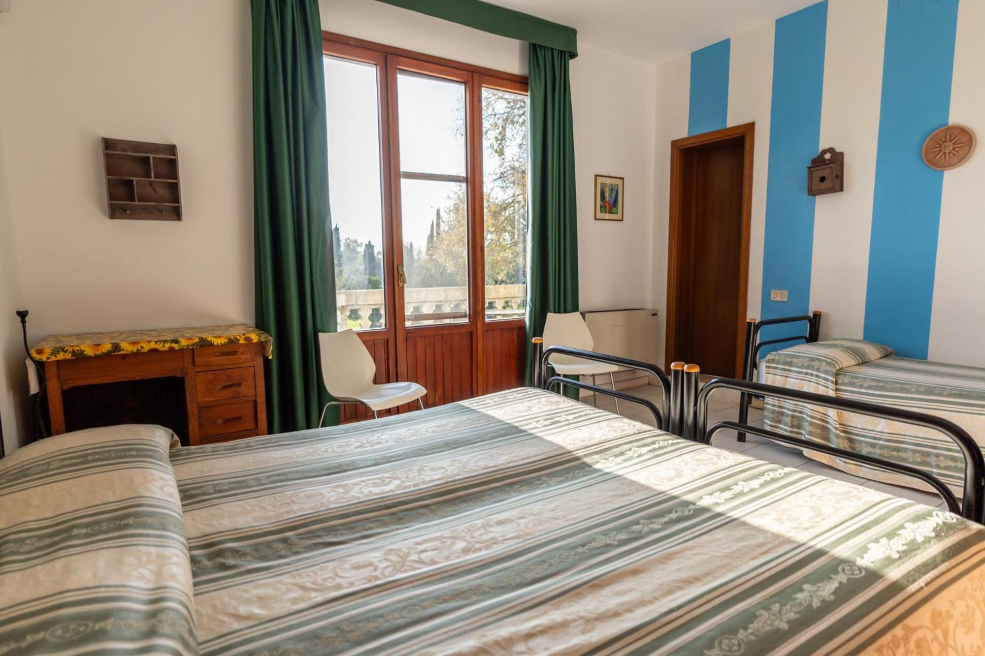 Il Lato Azzurro Hotel Venesia Bagian luar foto