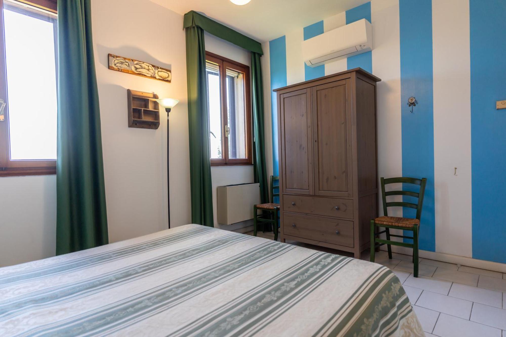 Il Lato Azzurro Hotel Venesia Bagian luar foto