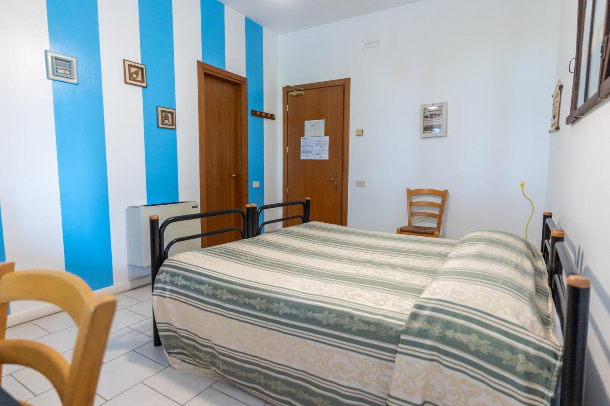 Il Lato Azzurro Hotel Venesia Bagian luar foto