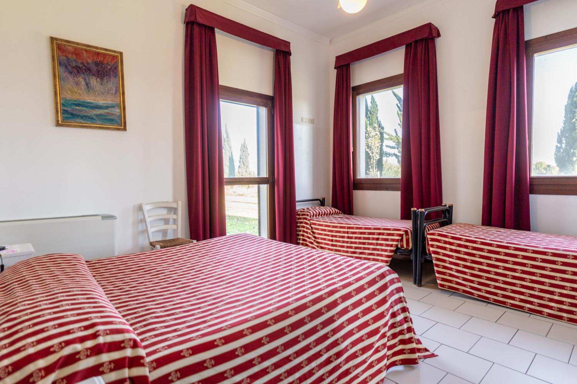 Il Lato Azzurro Hotel Venesia Bagian luar foto