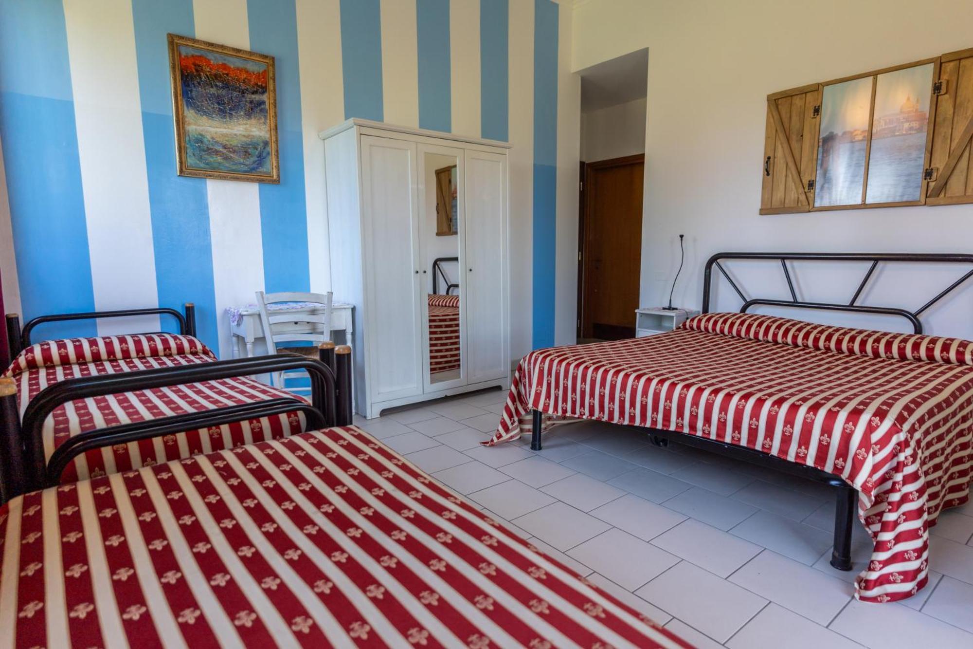 Il Lato Azzurro Hotel Venesia Bagian luar foto