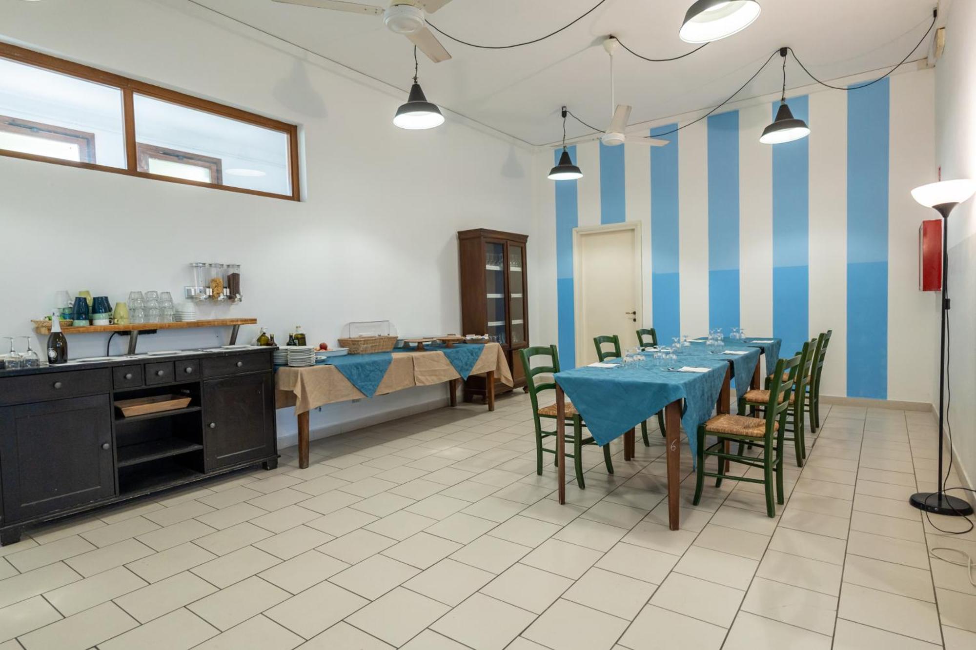 Il Lato Azzurro Hotel Venesia Bagian luar foto